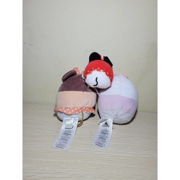 Disney ufufy Minnie Mouse Daphne Duck Plush Stuffed figure - Picture 2 of 2